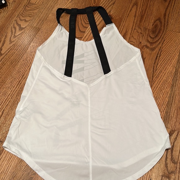 Nike workout tank bundle-3 - Picture 3 of 10